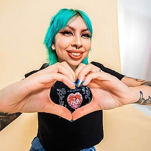 Nikki Carreon