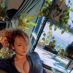 Nikki Eliot