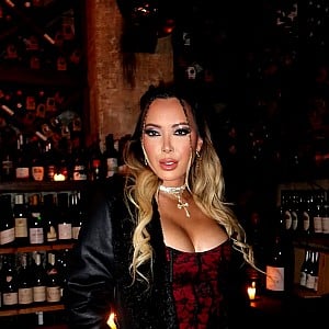Nikki Jolee