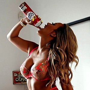 Nikki Jolee