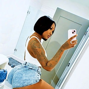 Nikki Nicole (Stylist)