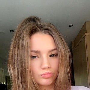 Nikki Sia