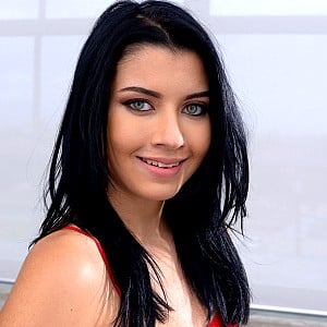 Nikki Vixon