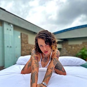 Nina Forbidden