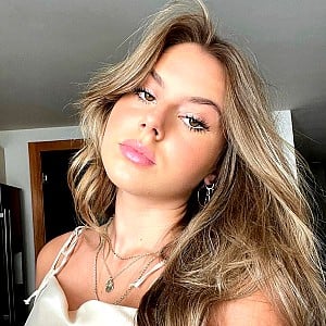 Nina Houston