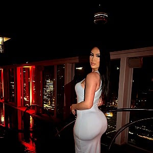 Nina Perfil