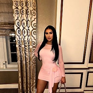 Nina Perfil