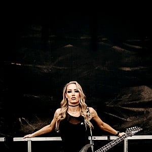 Nita Strauss