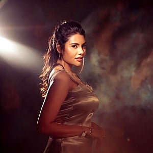 Nivisha K