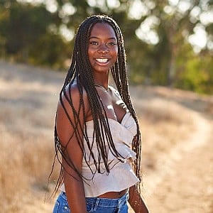 Noemie Glover
