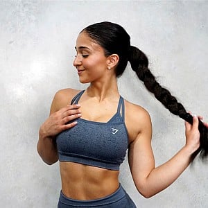 Nona Bayat