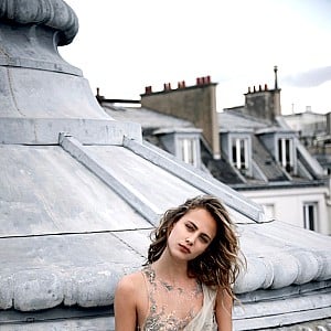 Nora Arnezeder