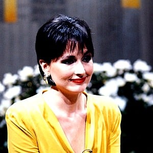 Nora Dunn