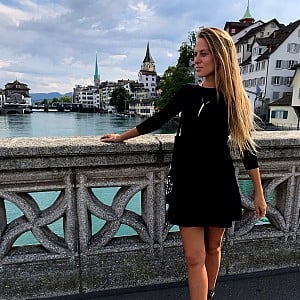 Nora En Pure