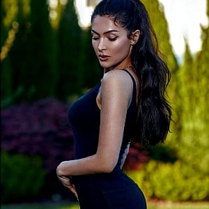 Nora Istrefi
