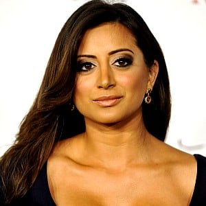 Noureen DeWulf