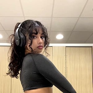 Nuha Mach