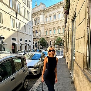 Oanh