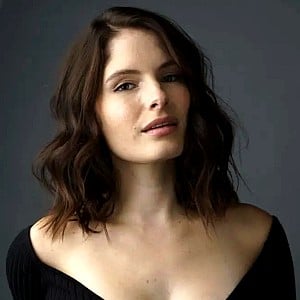 Olivia Applegate