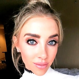 Olivia Harlan Dekker