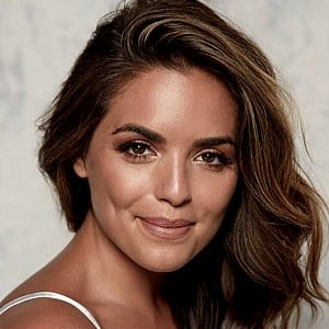 Olympia Valance