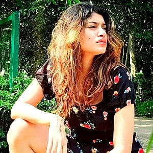 Oviya Helen