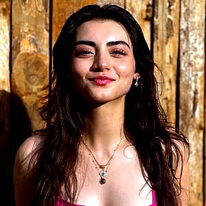 Ozge Torer
