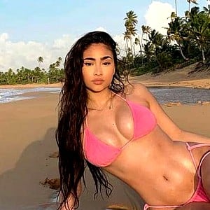 Paloma Mami