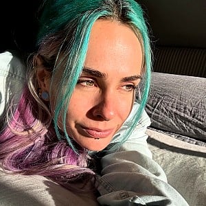 Paloma Suicide