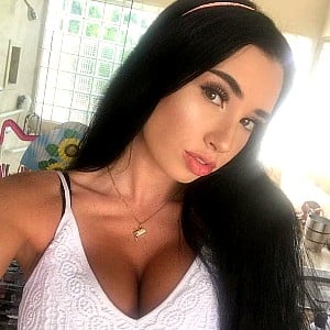 Paris Roxanne