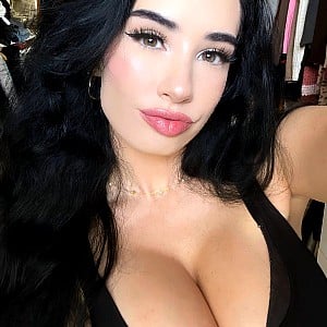 Paris Roxanne