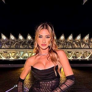 Paula Curras