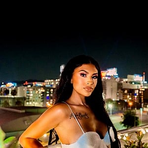 Paula DeAnda