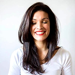 Paula Giroday