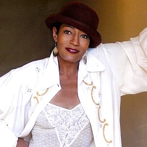 Paula Kelly
