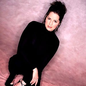 Paula Marshall