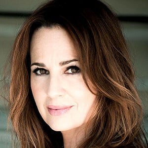 Paula Marshall