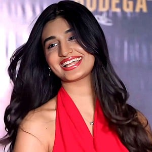 Payal Dhare