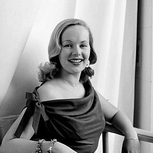 Peggy Cummins