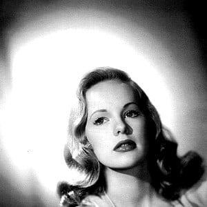 Peggy Cummins