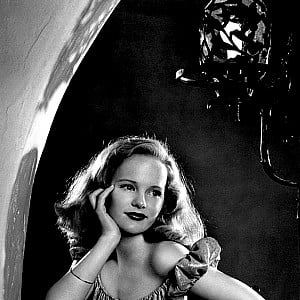 Peggy Cummins