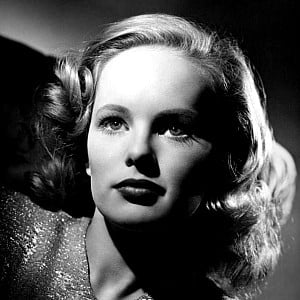 Peggy Cummins