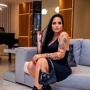 Perlla (Singer)