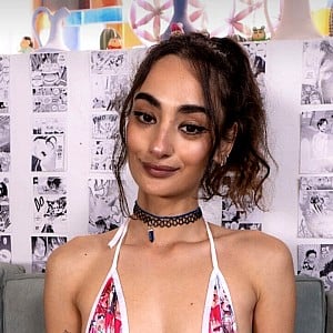Petite Nikky