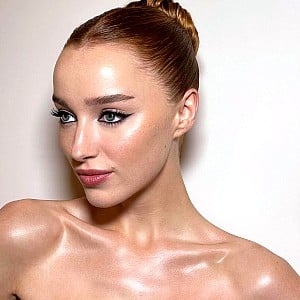 Phoebe Dynevor