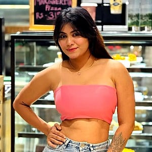 Piya Tryambake