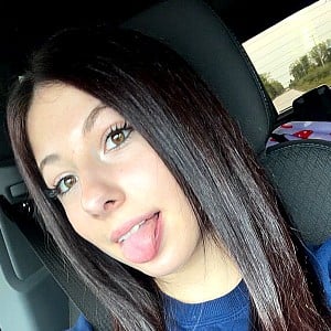 Poppy Applegate