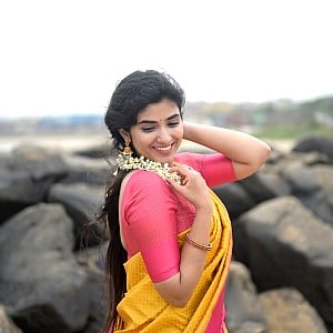 Pragya Nagra
