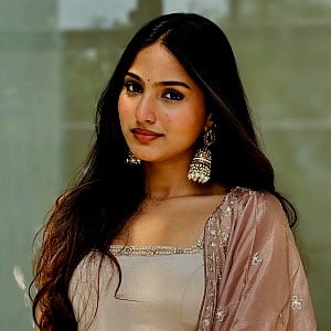 Pranavi Manukonda