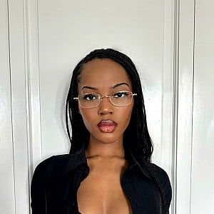 Quenlin Blackwell